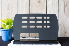 Load image into Gallery viewer, Philco 46-420 "Hippo" Radio Back