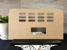 Load image into Gallery viewer, Philco 42-321 Radio Back