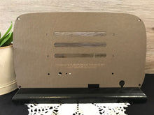 Load image into Gallery viewer, Crosley 56-TA Radio Back
